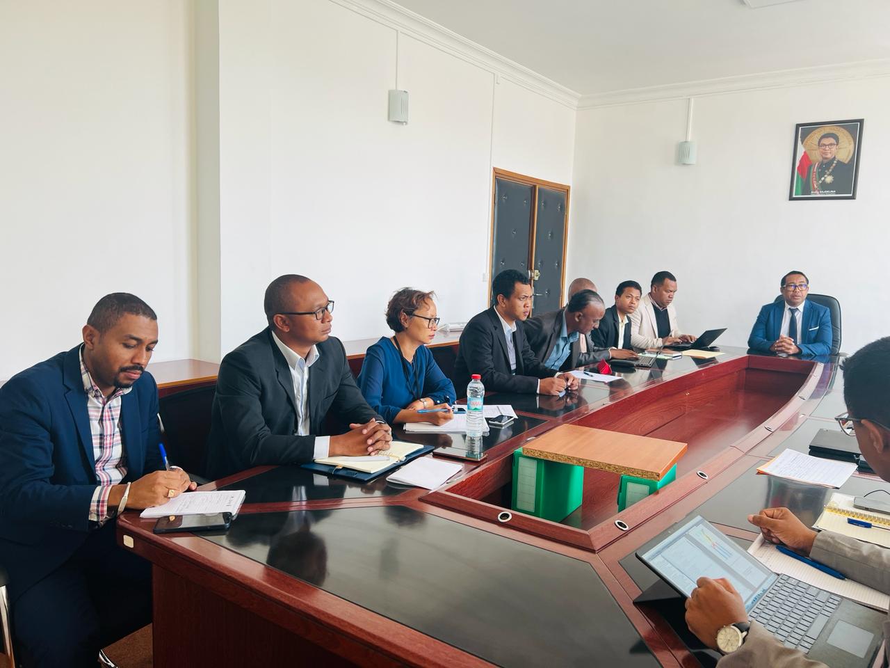 Les représentants de la partie nationale