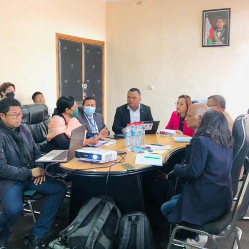 Réunion_Coordonnateur Régional des Marchés Publics de la Banque Mondiale